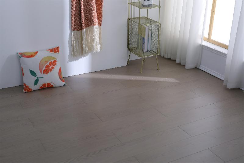 東歐櫟木 森羅萬(wàn)象